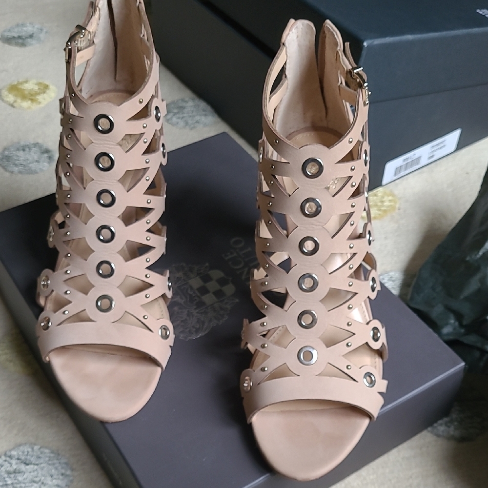 Vince Camuto Stylish Tan Women's Heeled Sandals